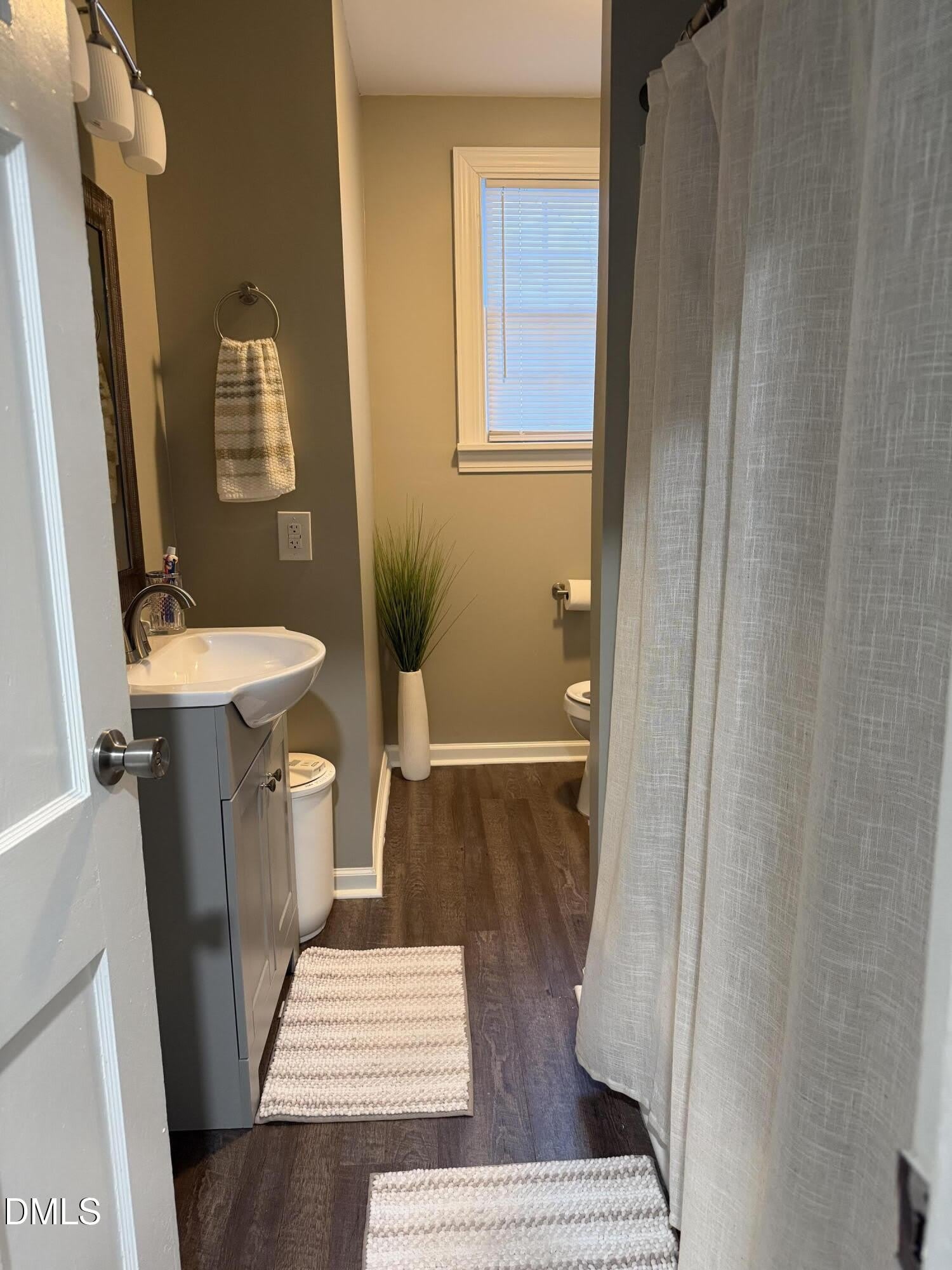 811 Briggs Street S – photo 4