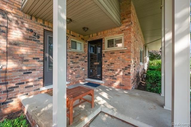 975 N Old Woodward Avenue – photo 4