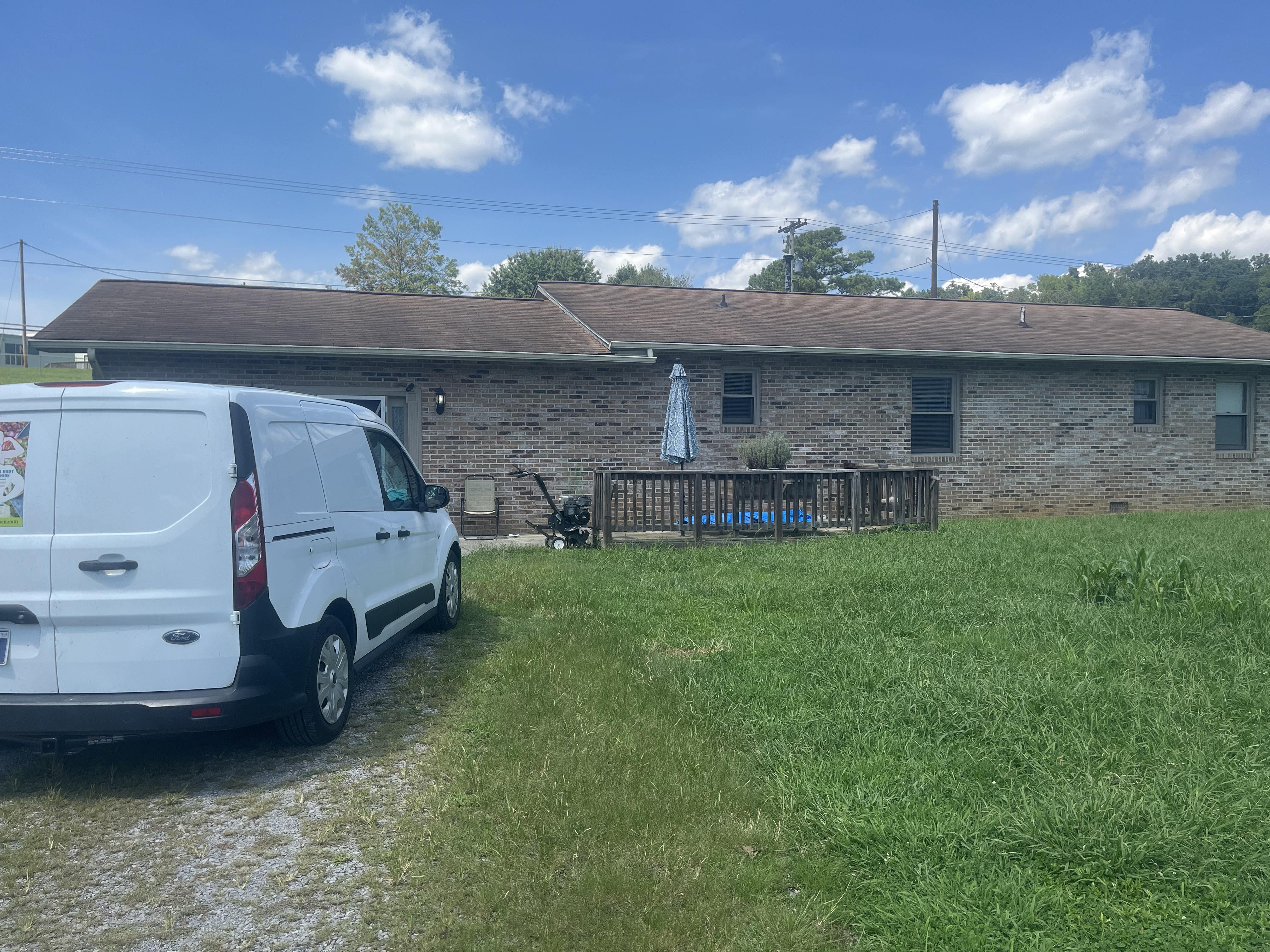 278 Royce Cir – photo 2