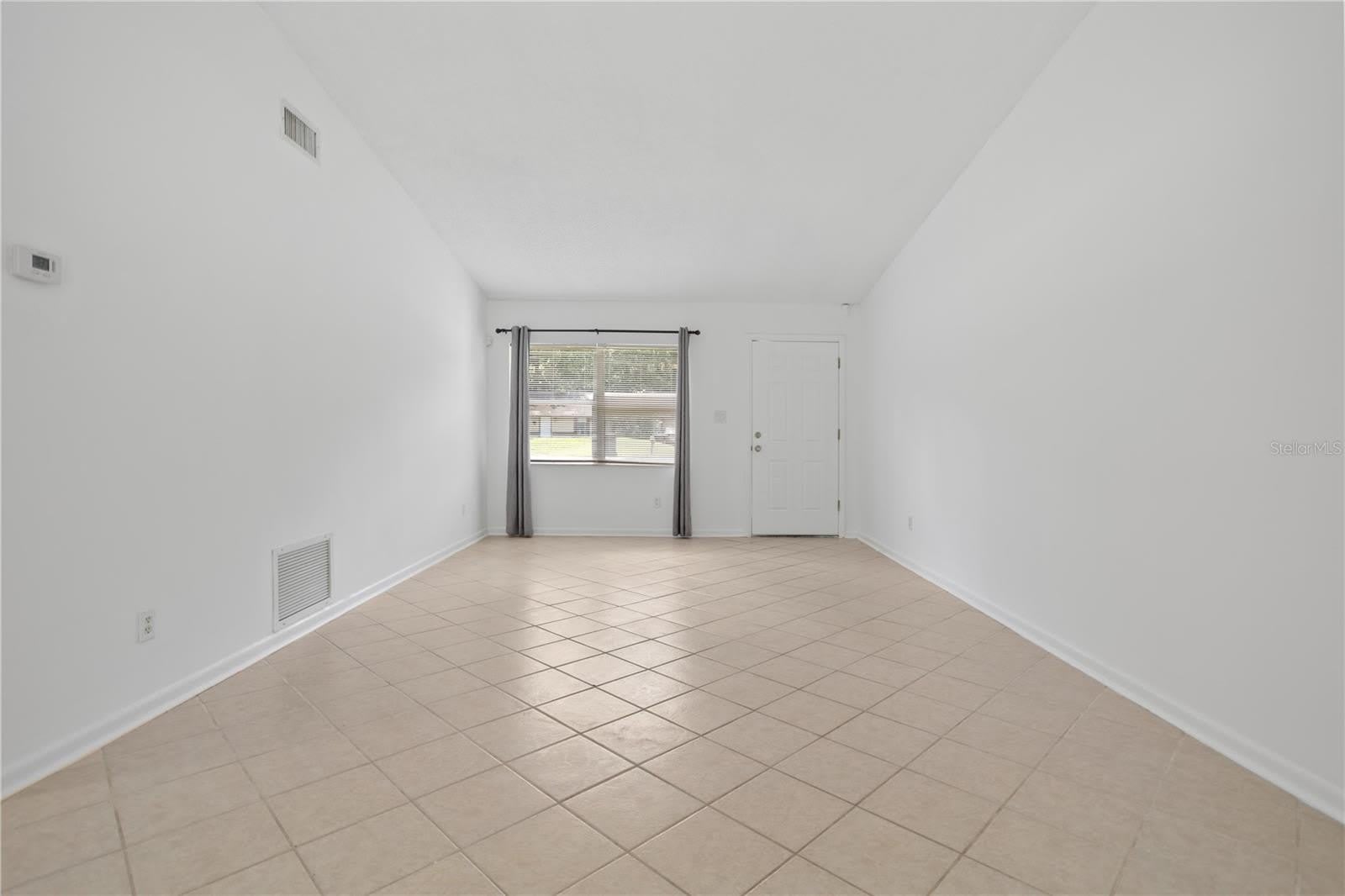1923 BONNEVILLE Drive – photo 5