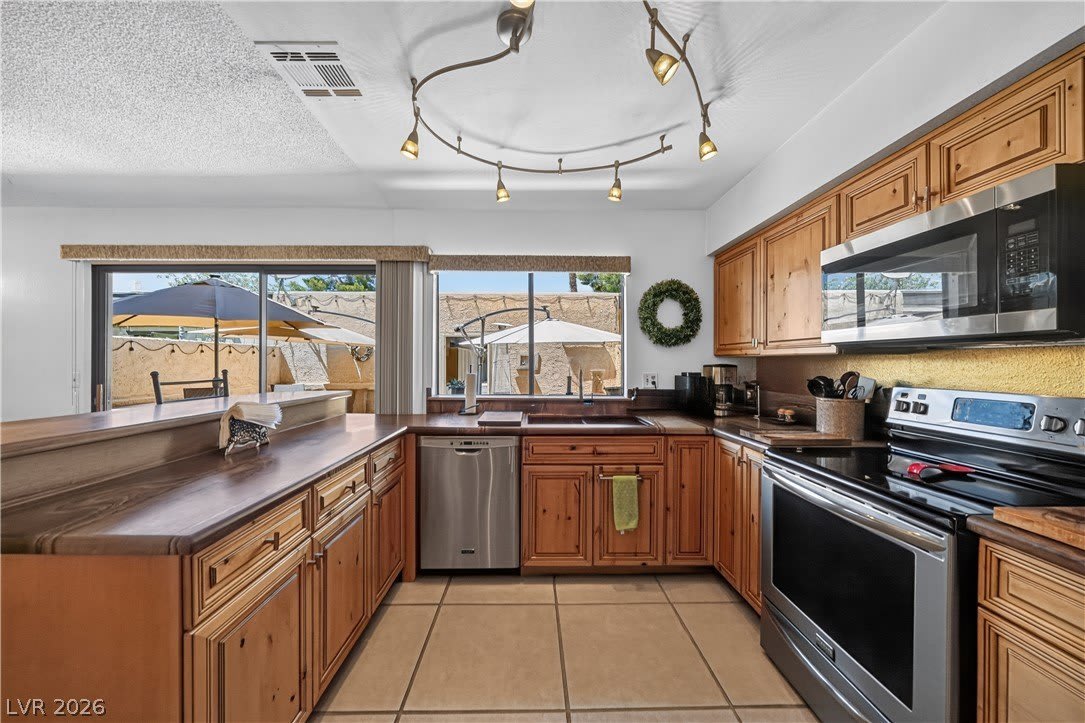 3209 Kinsale Court – photo 2