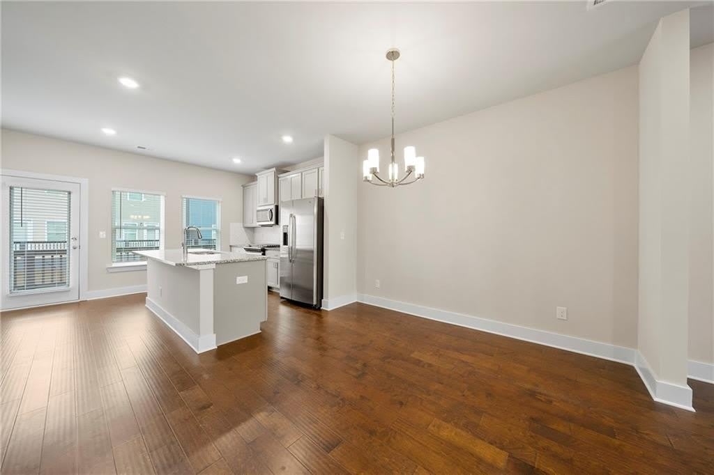 3761 Oxford Circle – photo 4
