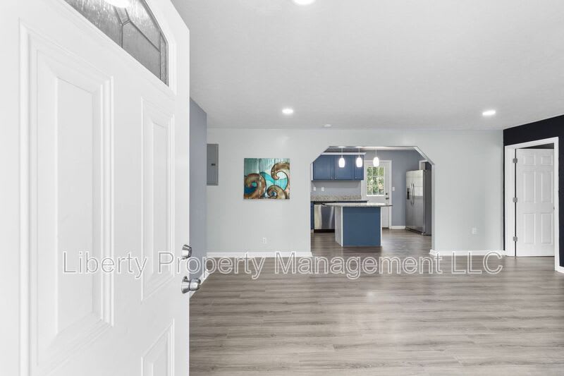 6318 Denver Dr – photo 3