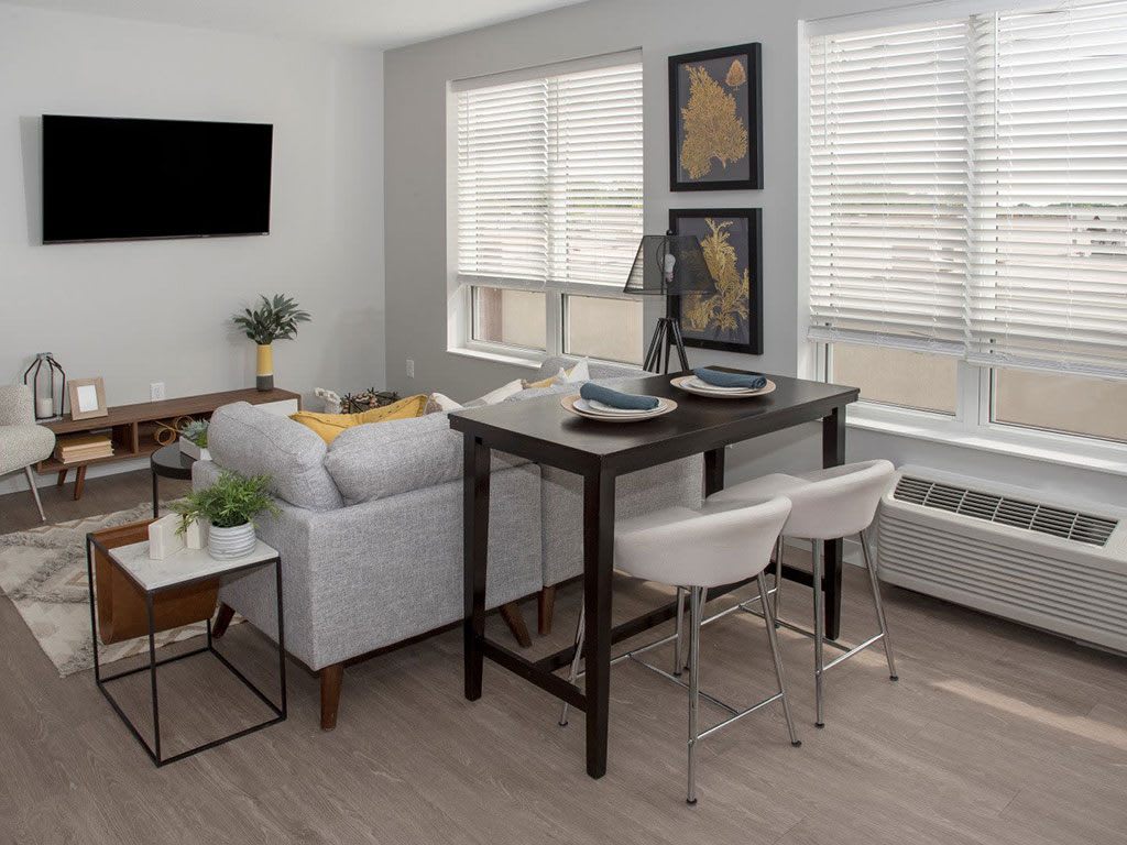 Urban Park Apartments – photo 2