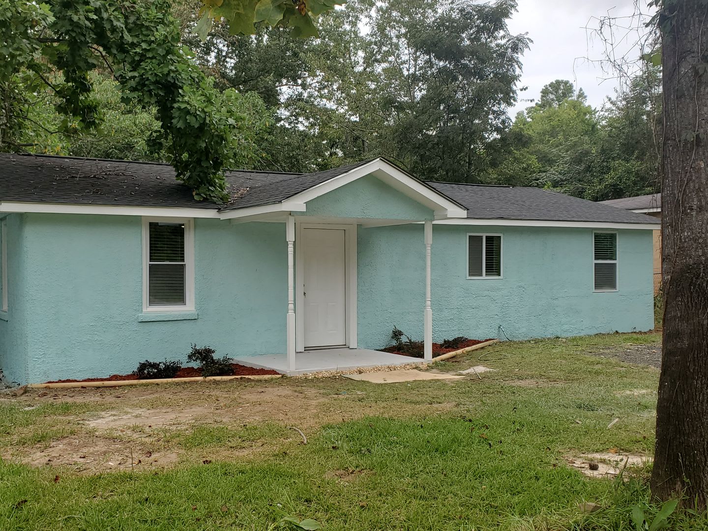 155 CIRCLE DR – photo 4