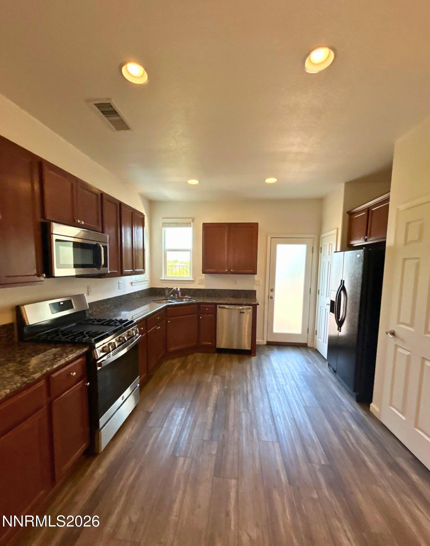 5900 Promontory Drive – photo 5