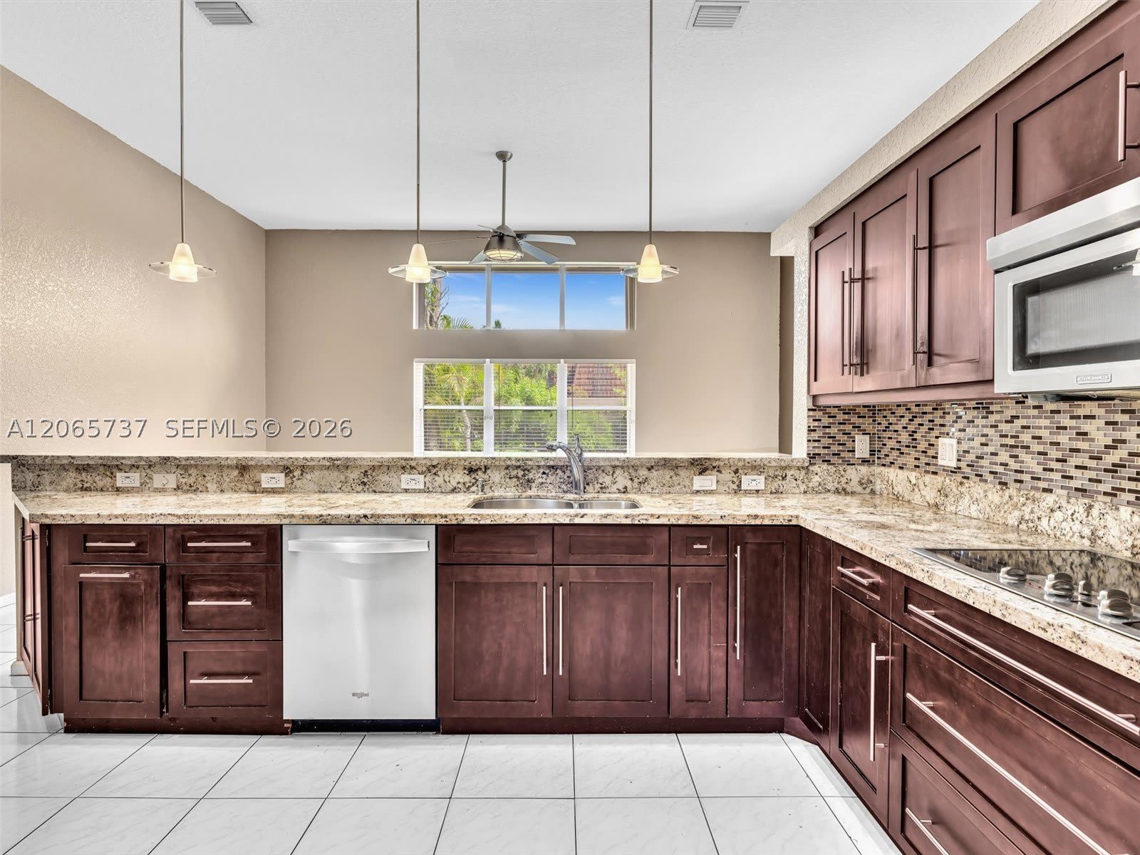 11335 Lake Shore Dr – photo 5