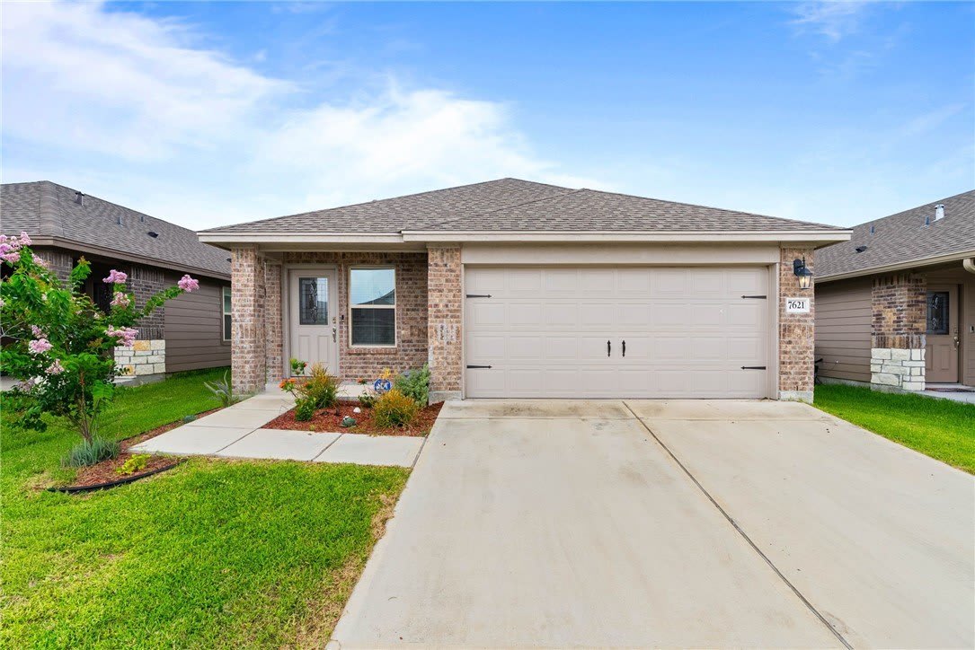 7621 Cowboy Trail – photo 1