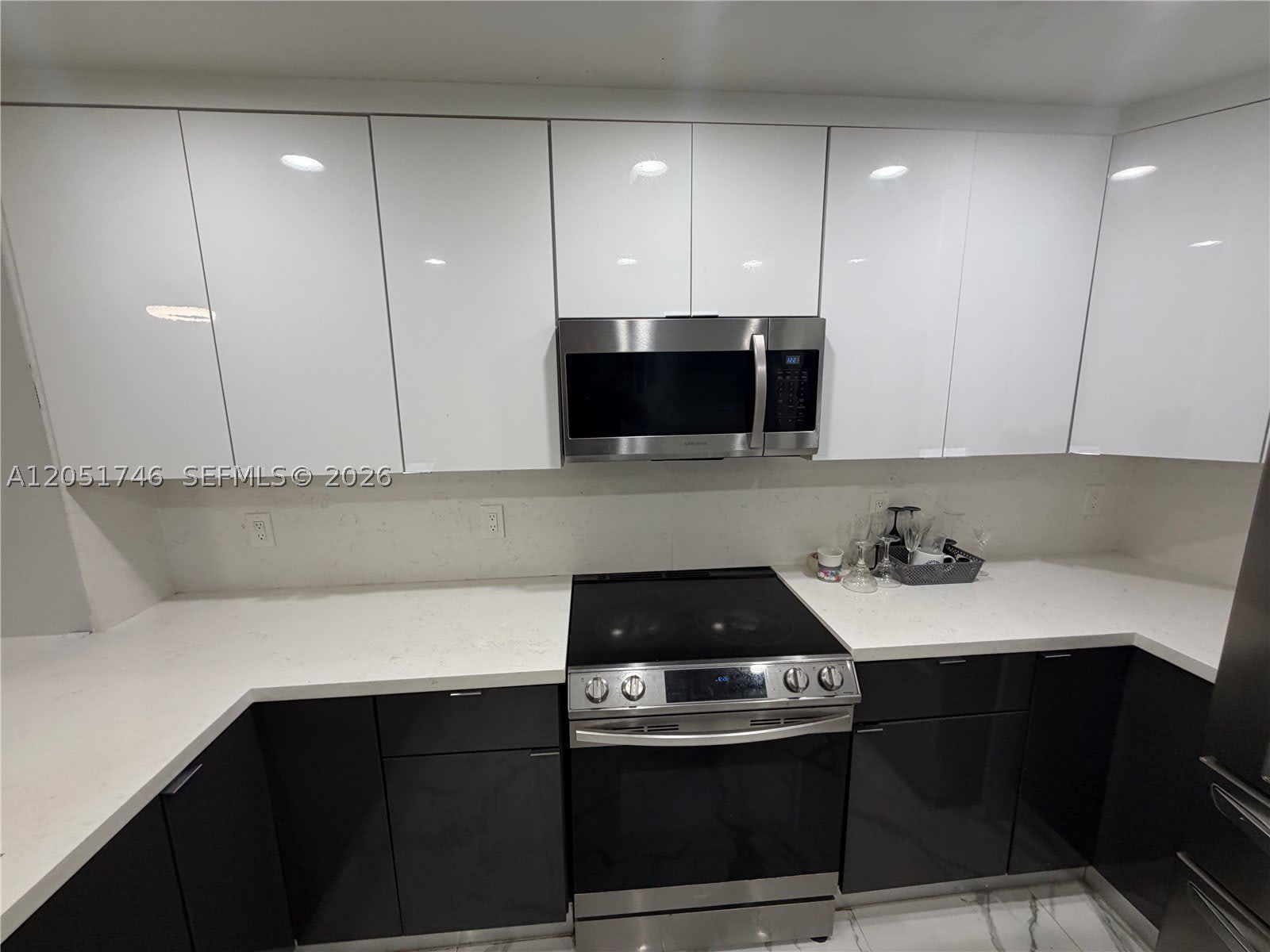 774 NW 42nd Pl – photo 3