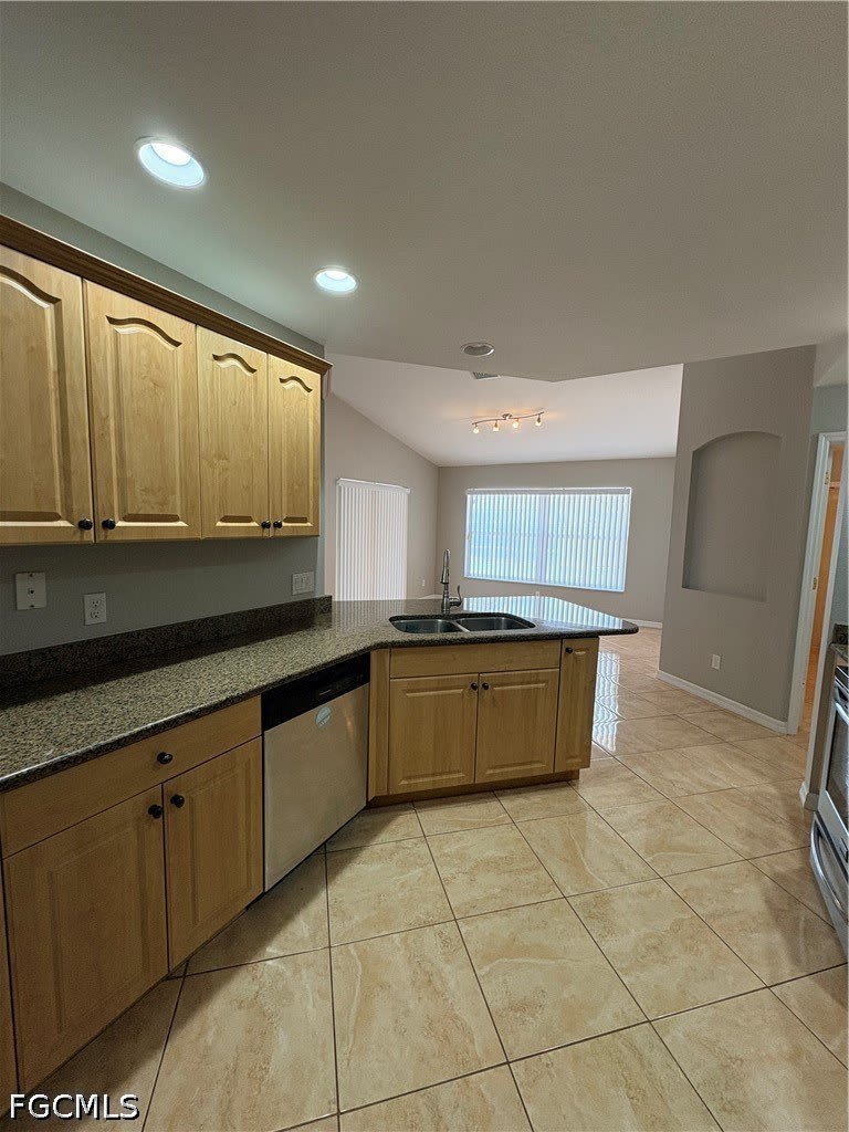 4313 SW 19th Avenue – photo 3