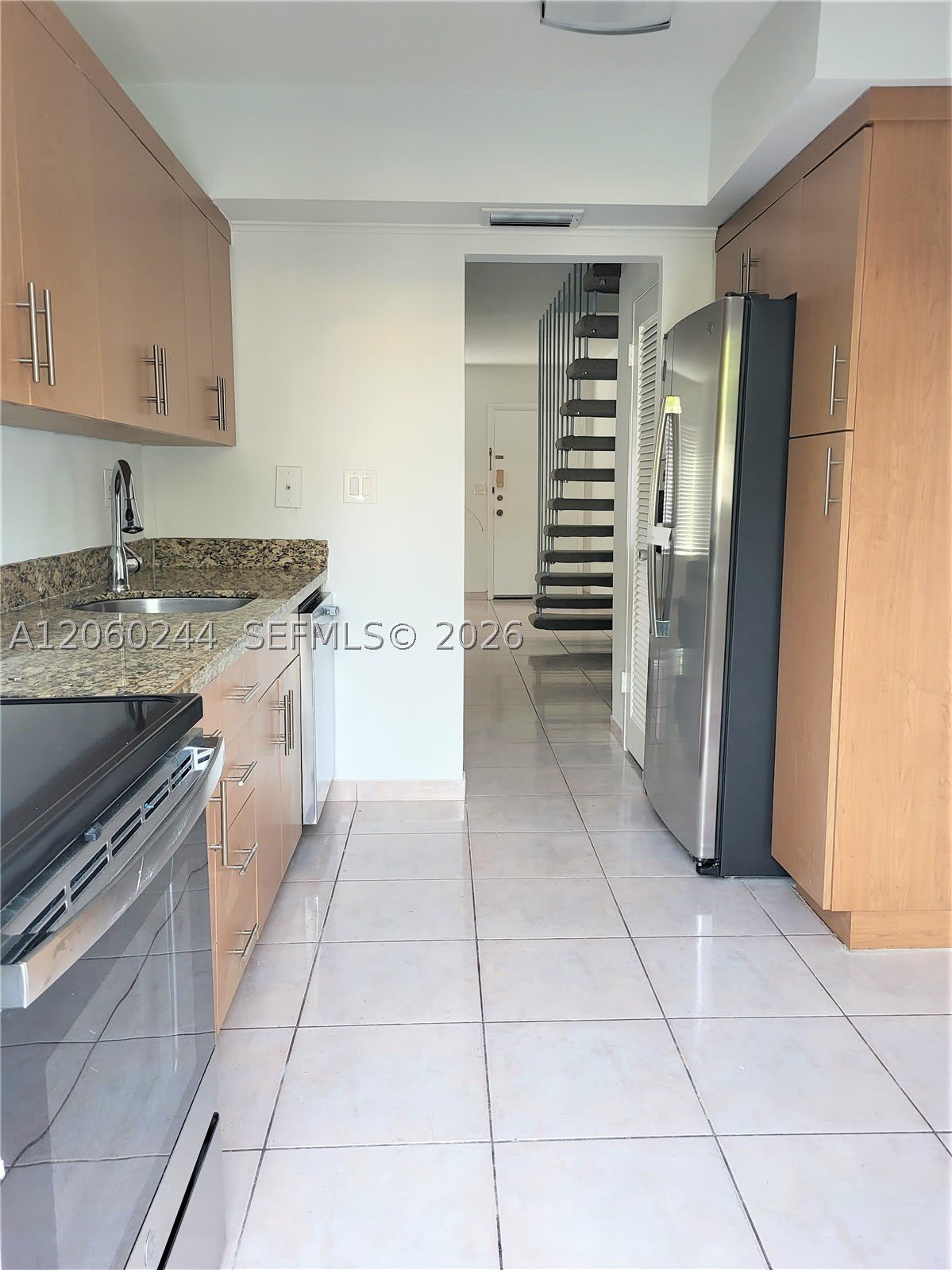 9455 Bay Harbor Ter – photo 5