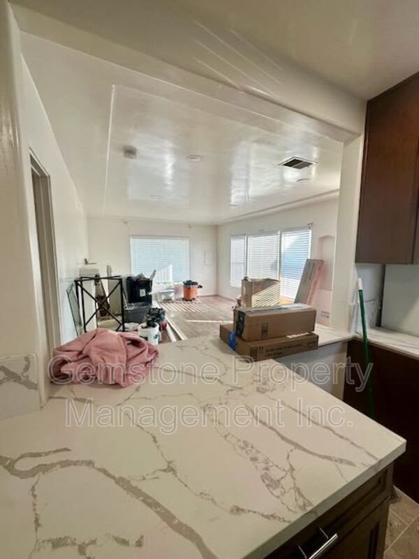 5017 College Ave – photo 3