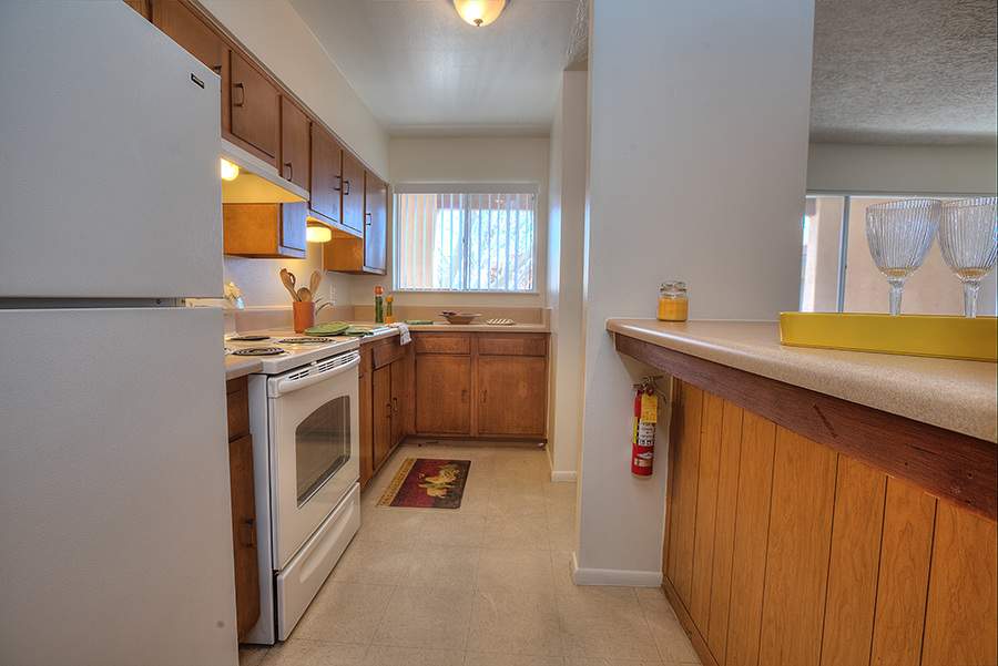 El Pueblo II Apartments – photo 3