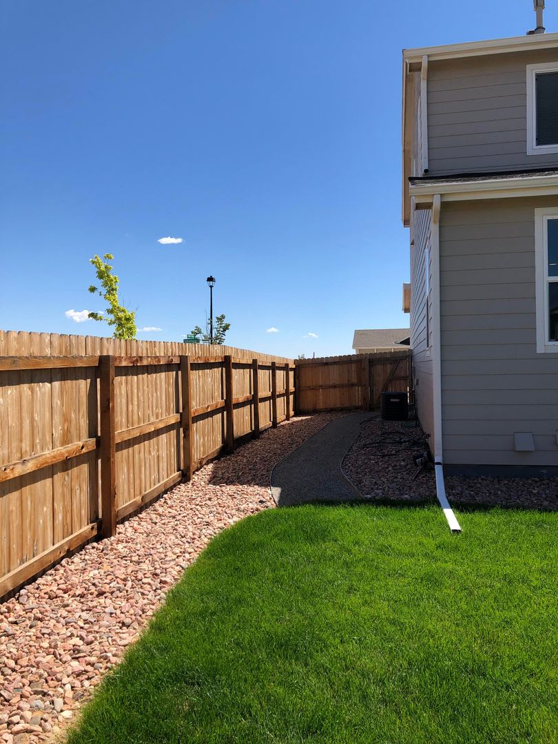 Beautiful 5Bd 3 5Ba Single Family Home Built In 2017 Immaculate Close To Schools And Shopping – photo 2