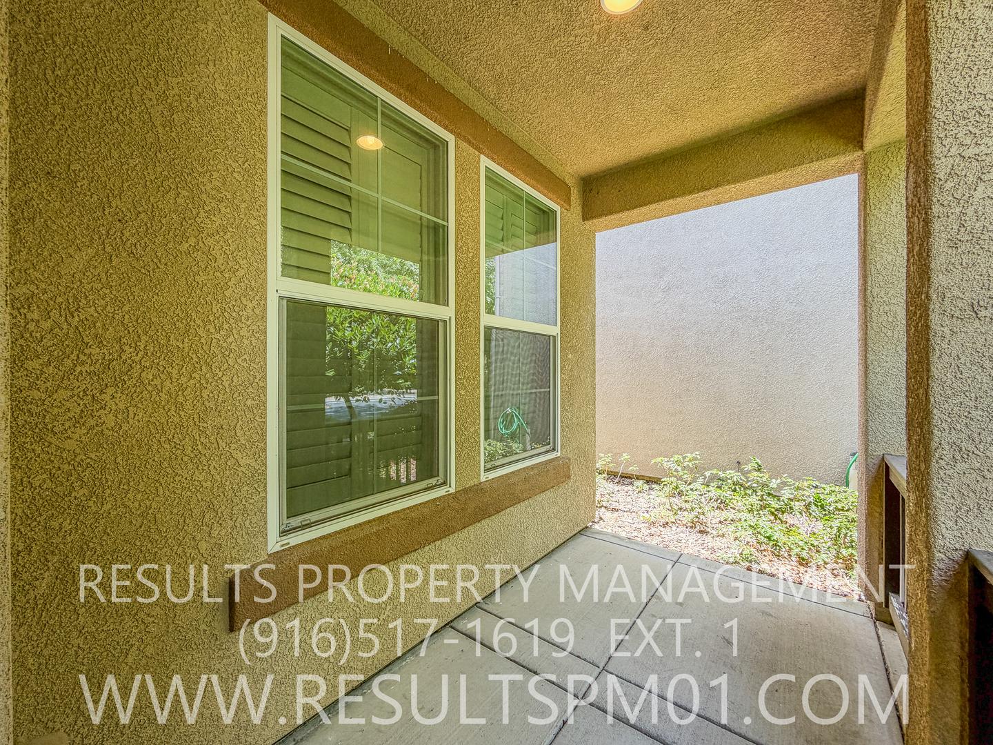 Open Concept Floorplan West Roseville – photo 4