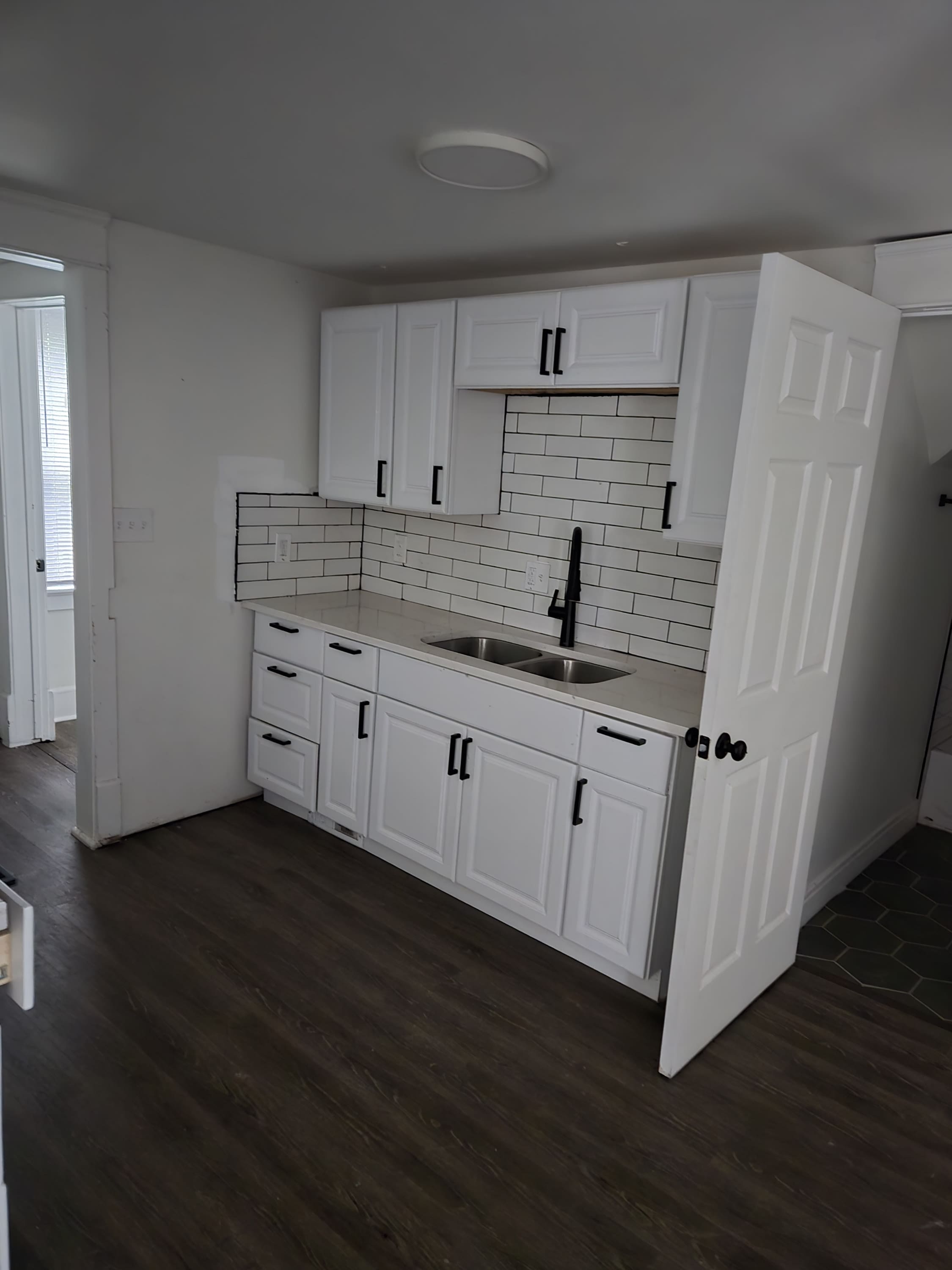 2641 North 39th Street – photo 1