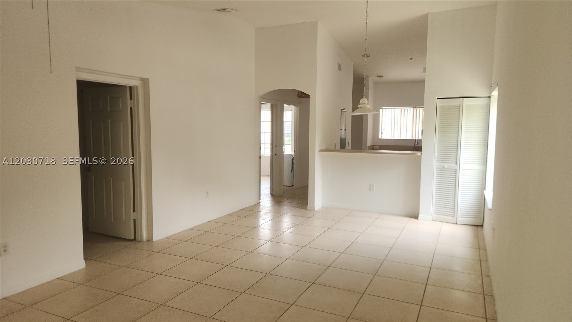 3826 SW 48th Ave – photo 3