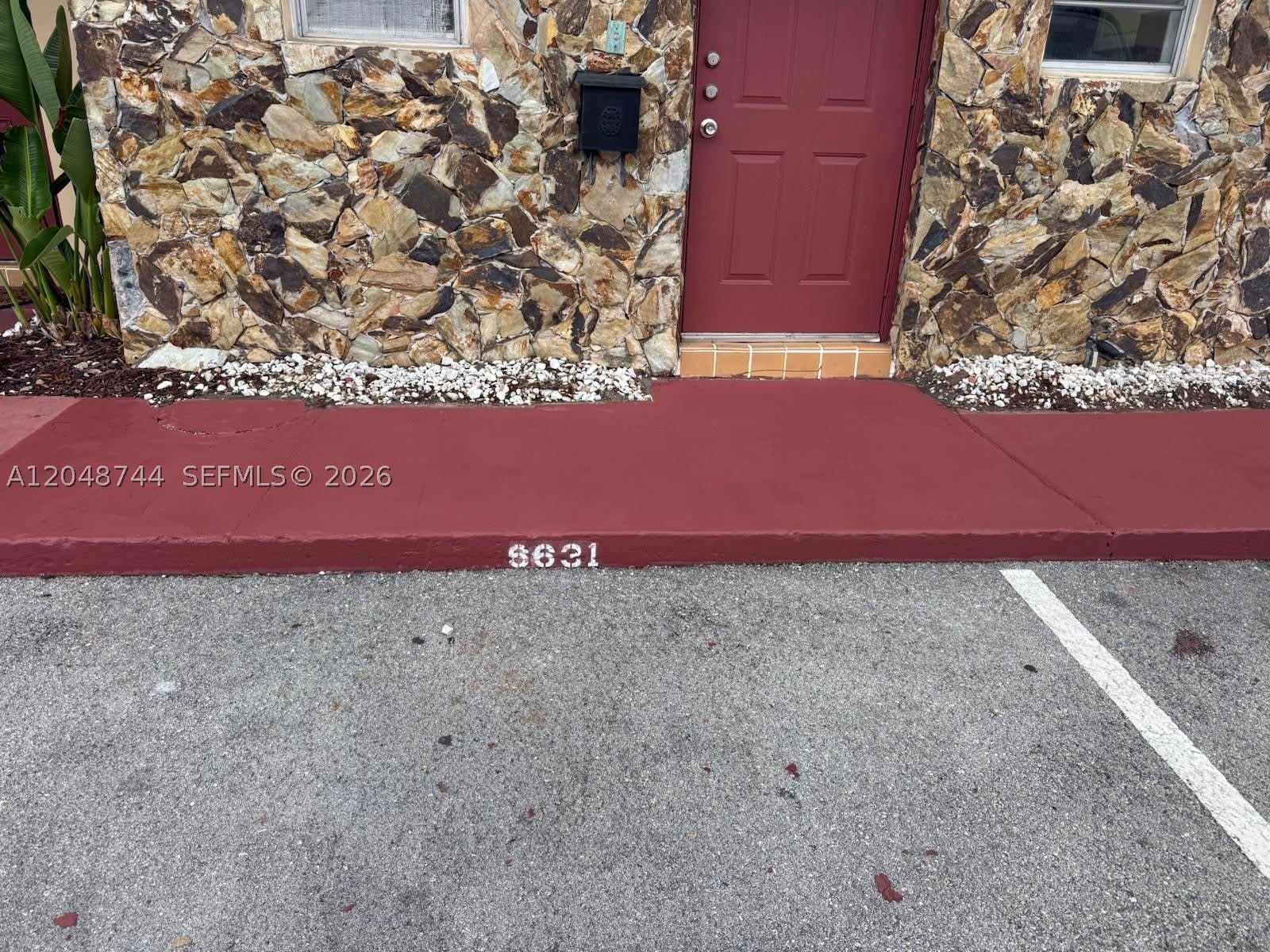 6631 SW 41st Pl – photo 2