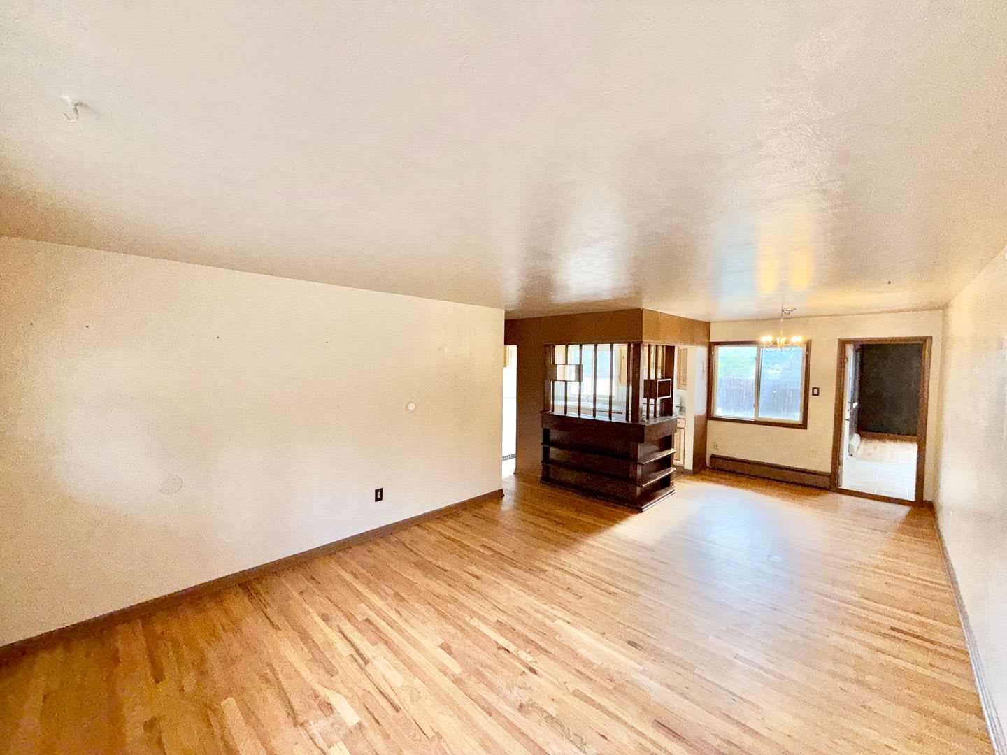 3 Bedroom Home with Mountain Views! – photo 3