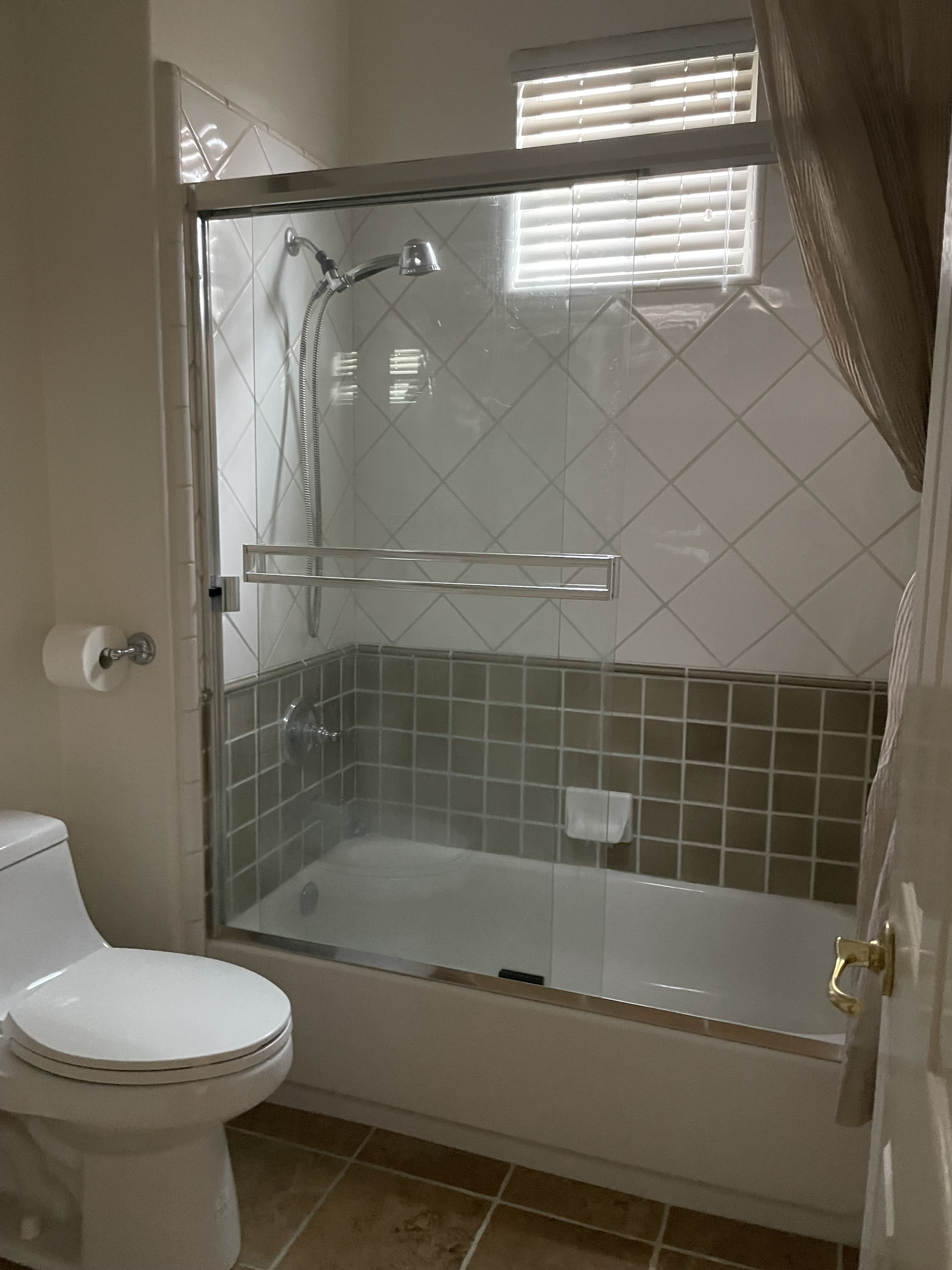 2001 Parkside Drive – photo 4