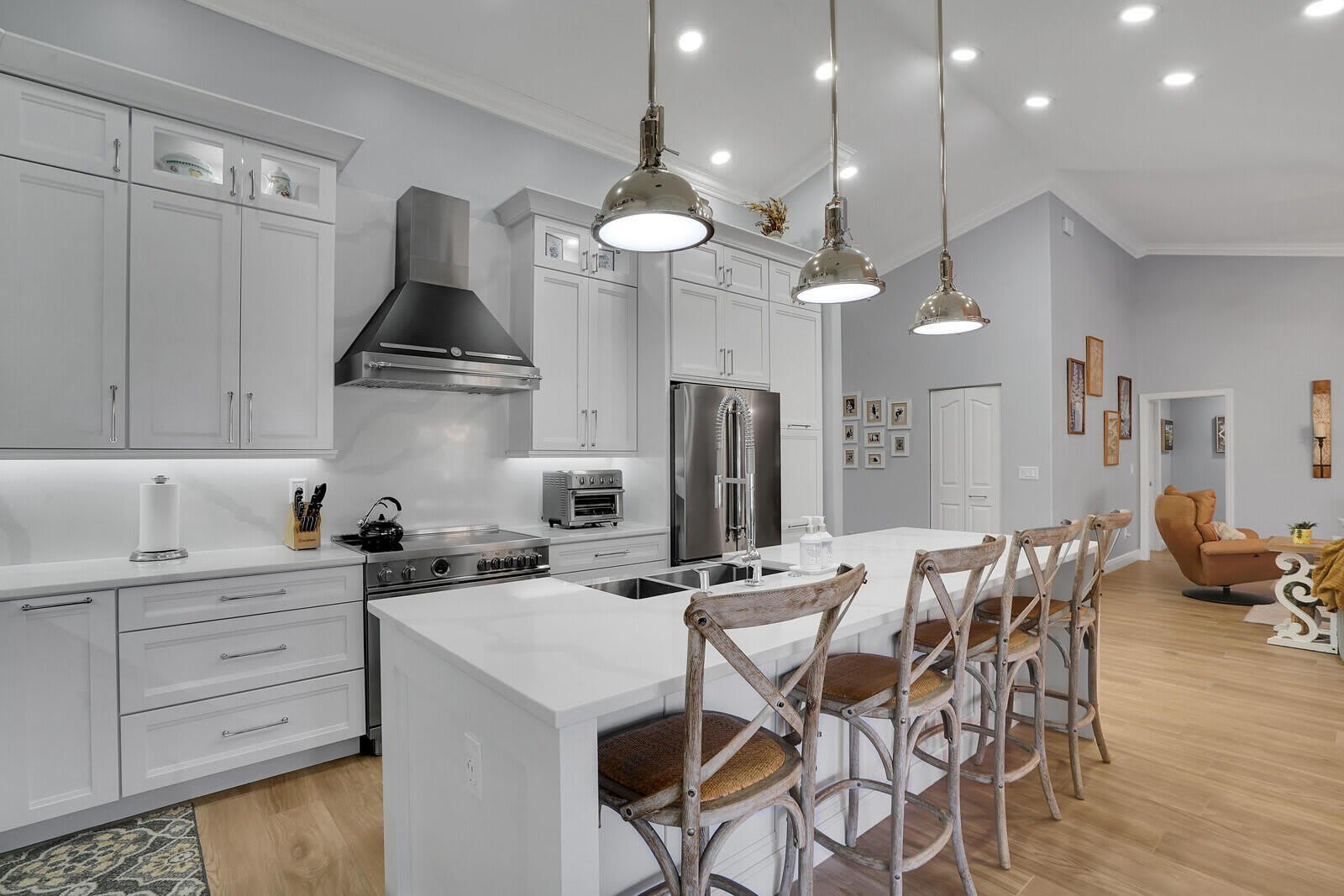 1313 Brampton Cove – photo 1