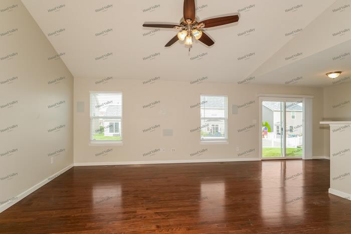 319 Pecan Bluffs Drive – photo 5