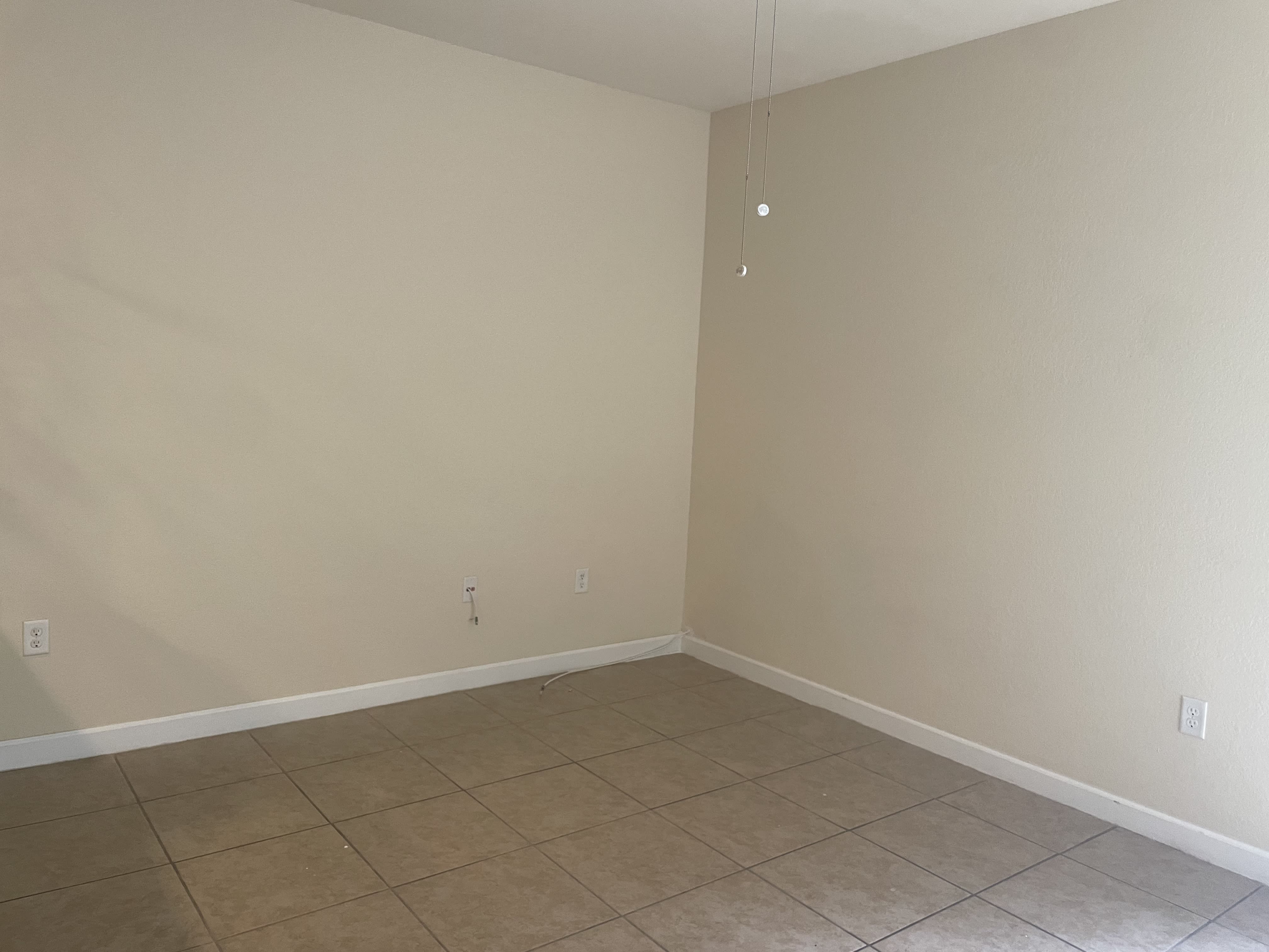 755 Southeast 32nd Terrace – photo 2