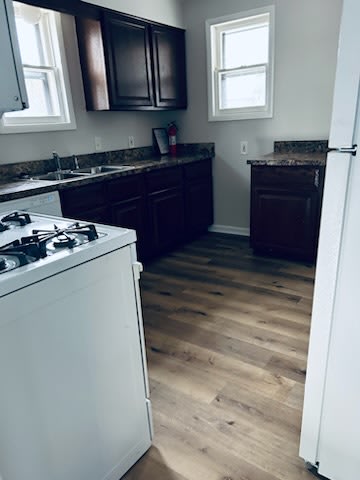 219 Stanton St – photo 4