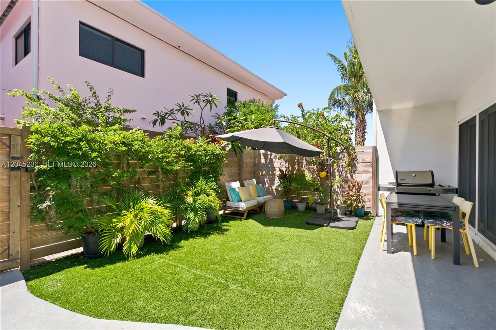 7334 Gary Avenue – photo 1