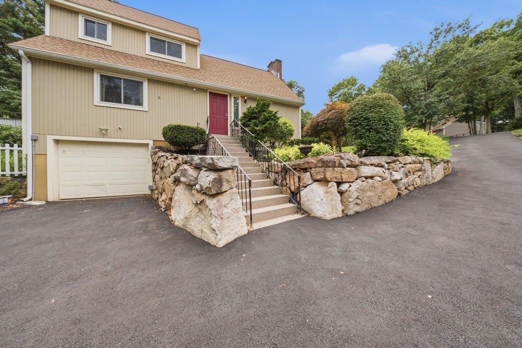 7 Sherborne Cir – photo 2