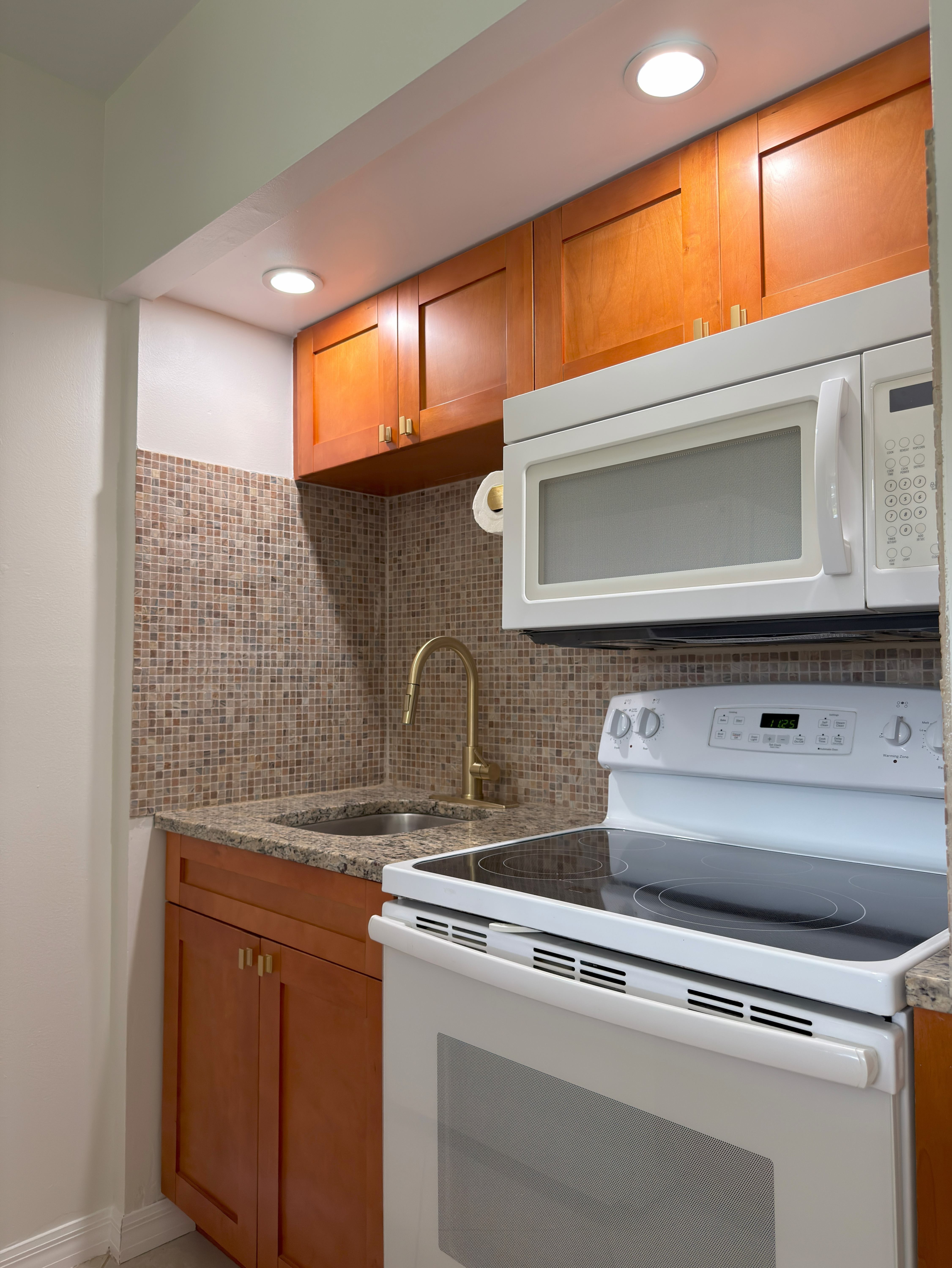 240 N Collier Blvd – photo 2