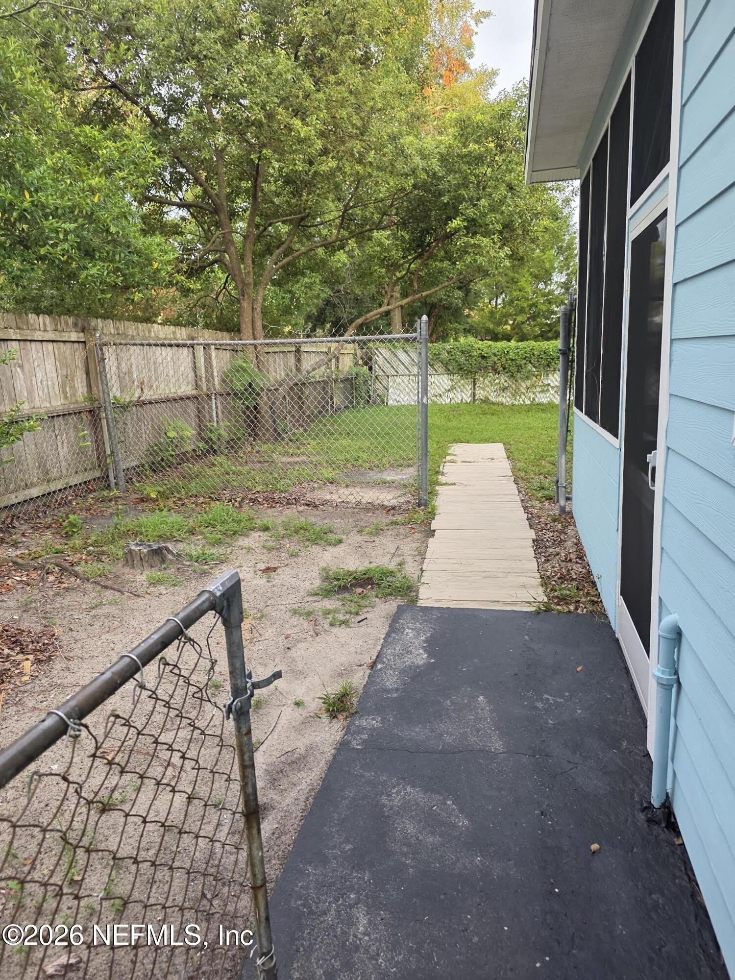11428 HARLAN Drive – photo 2