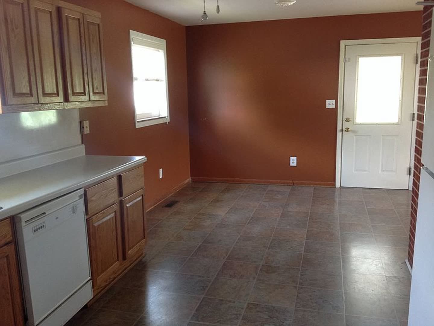 3 Bedroom 1 Bath House – photo 5