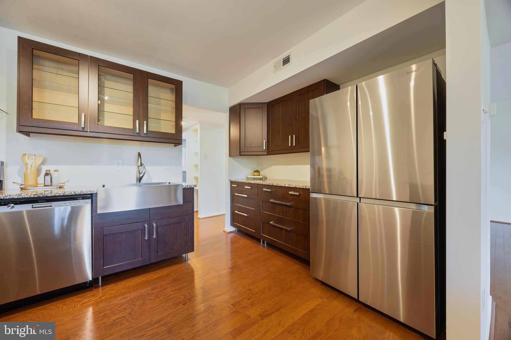 1643 Parkcrest Circle – photo 2