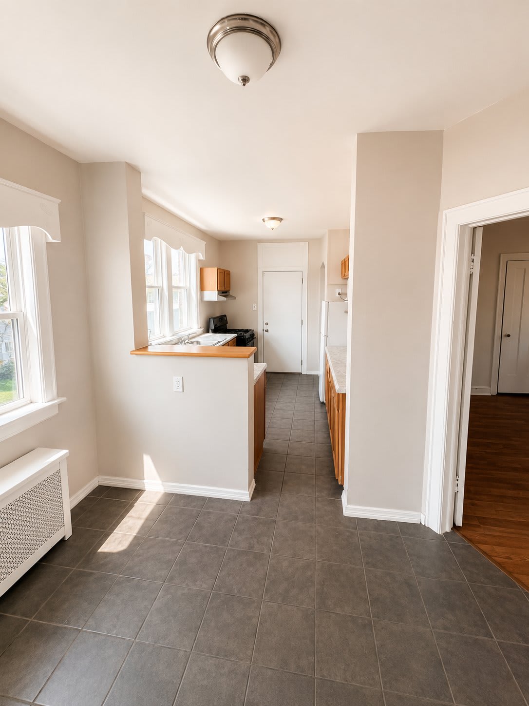 7946 S Honore St – photo 4