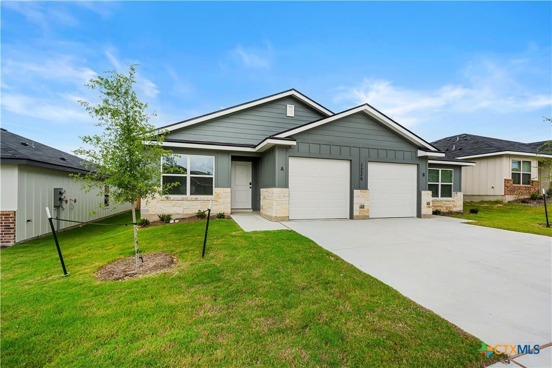 1226 Concord Drive – photo 2