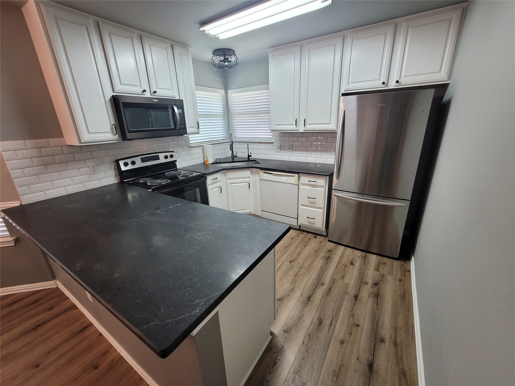 205 Willow Creek Drive – photo 5