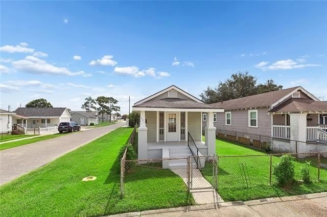 601 5Th Avenue – photo 2