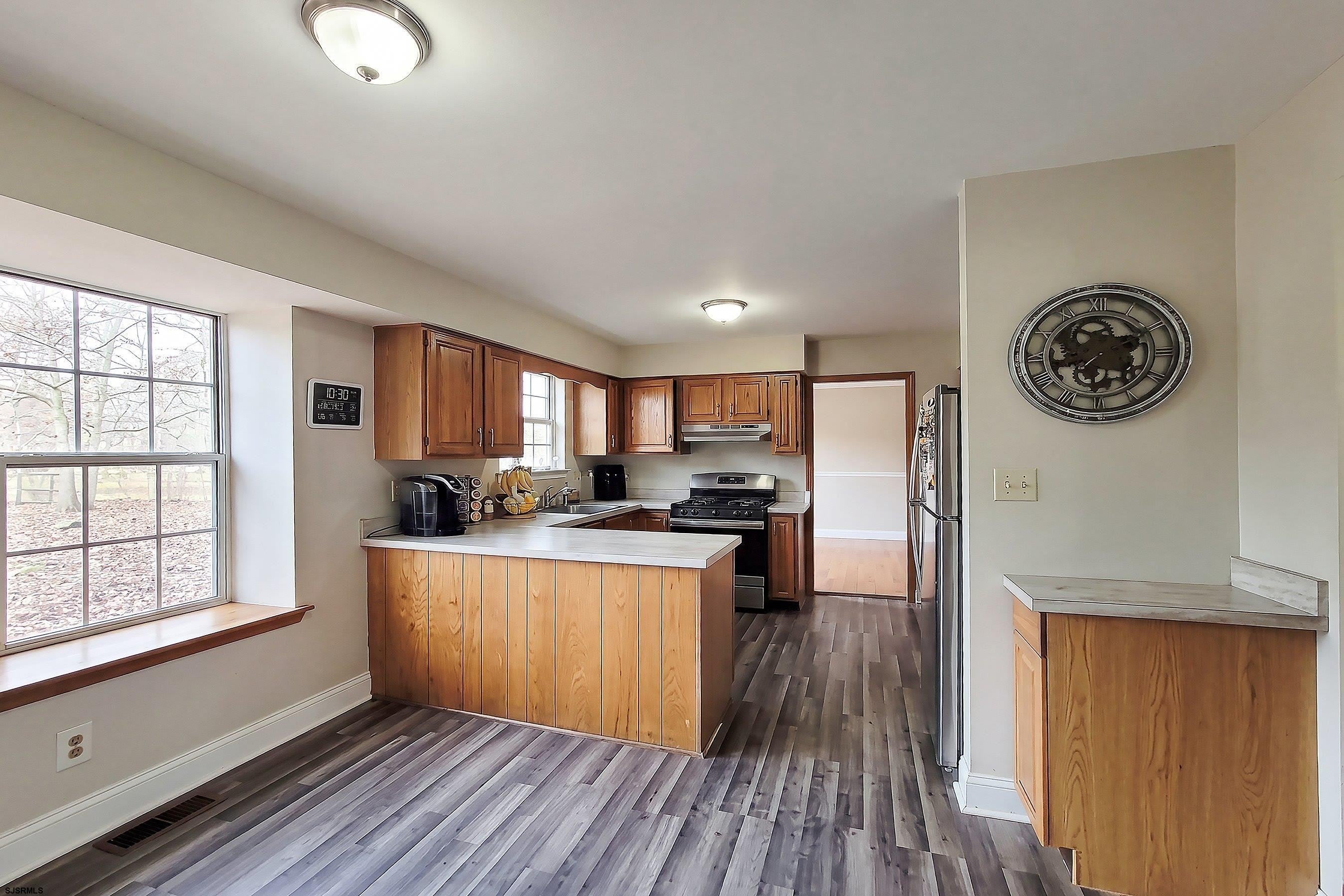 1 Broadmoor Dr – photo 4