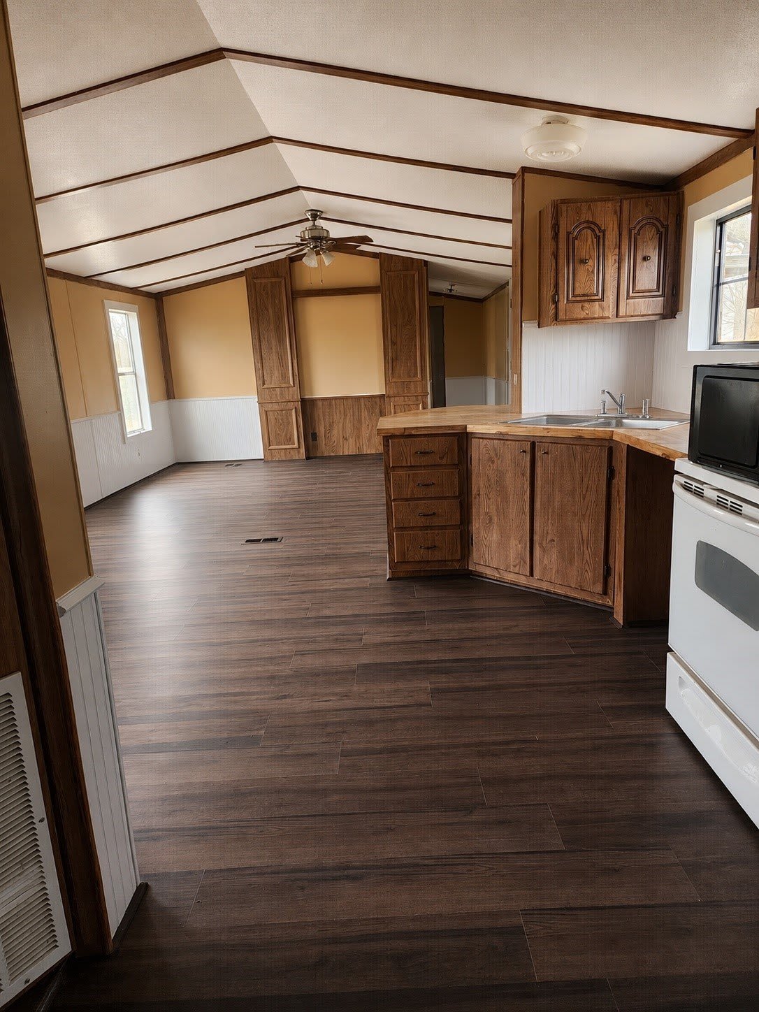 2271 Hwy 2861 – photo 3