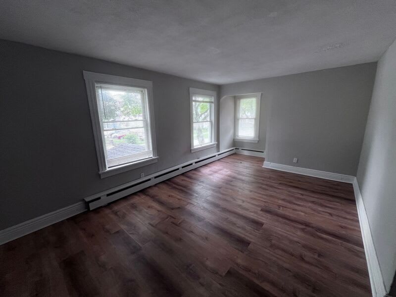 164 Parsells Ave – photo 2