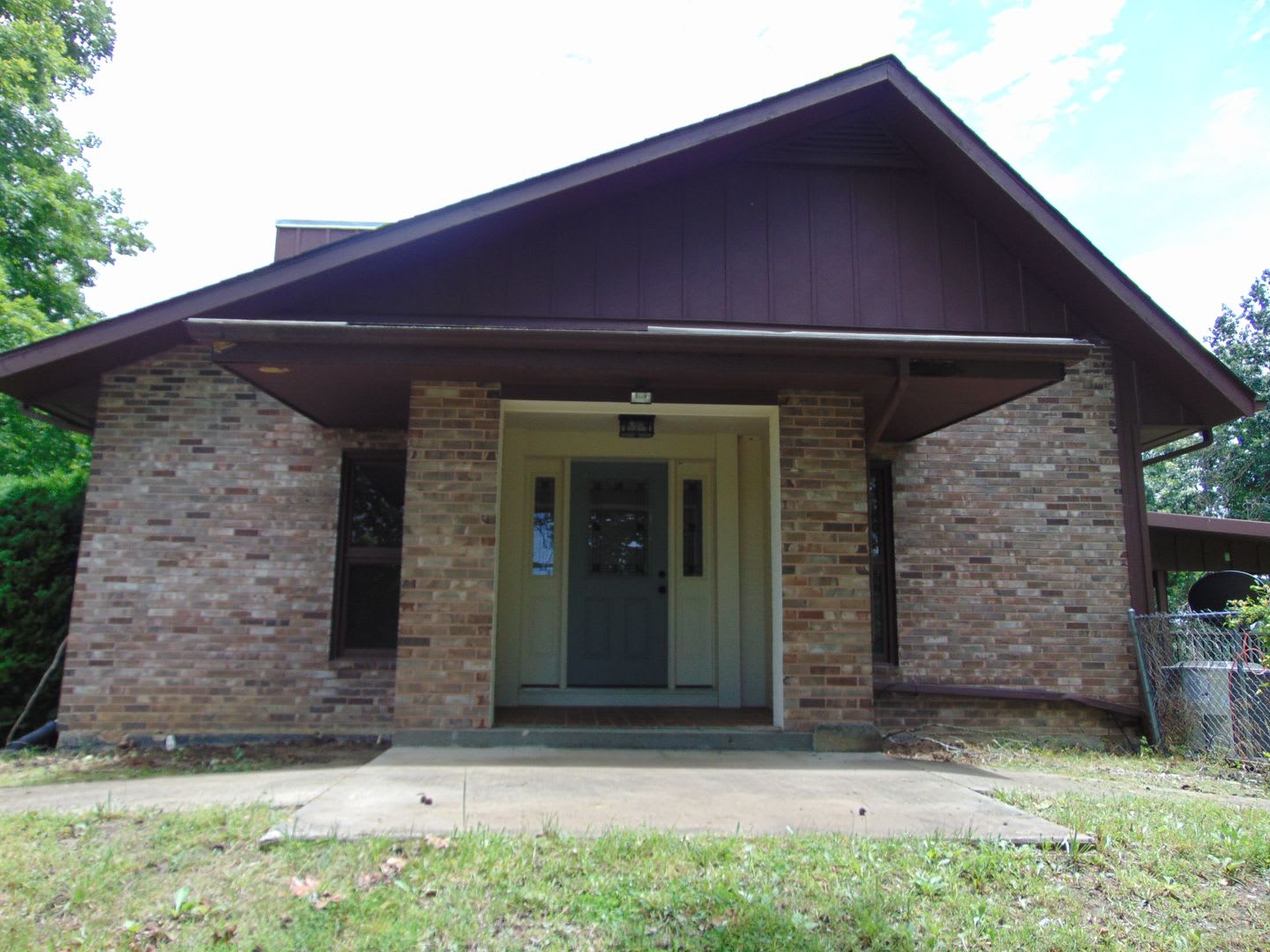 Amazing 3 Bed 2 Bath Country Home With Fabulous Views! – photo 4