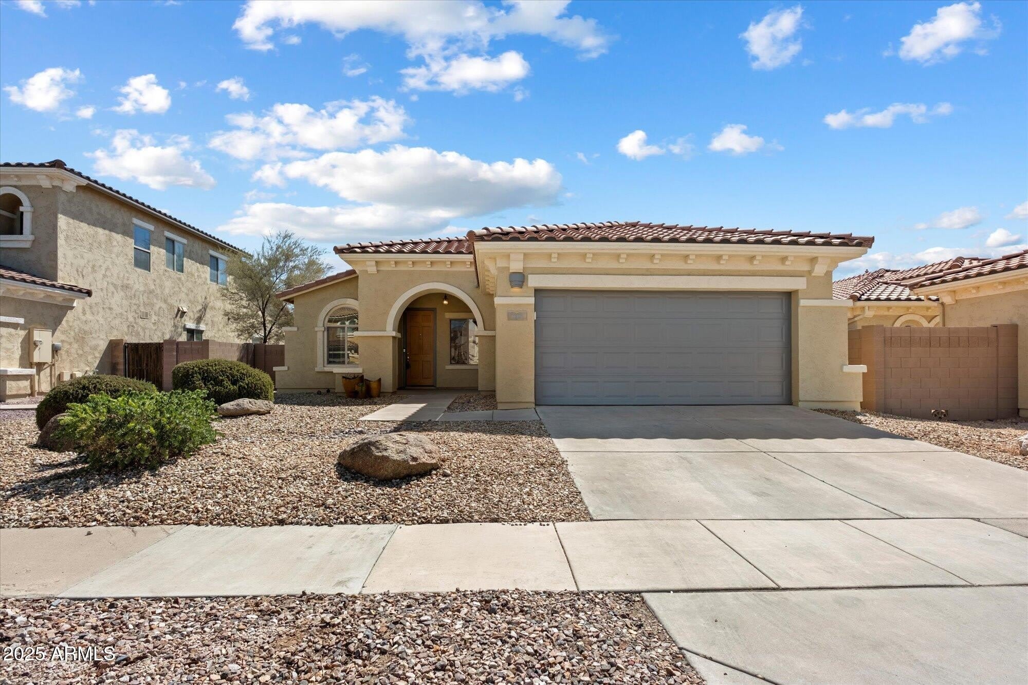 949 E INDIAN WELLS Place – photo 2