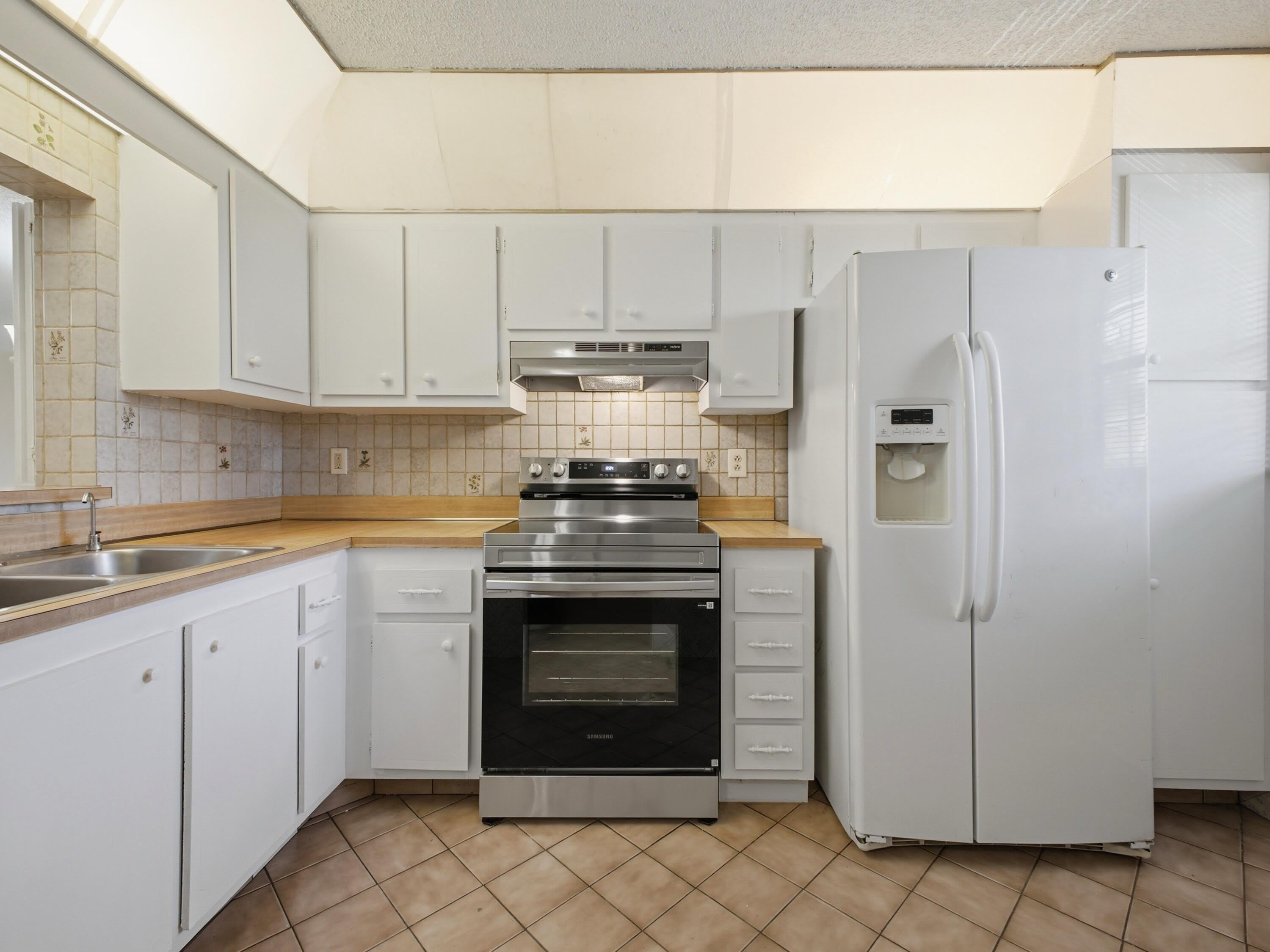 2960 SW 22nd Avenue – photo 5