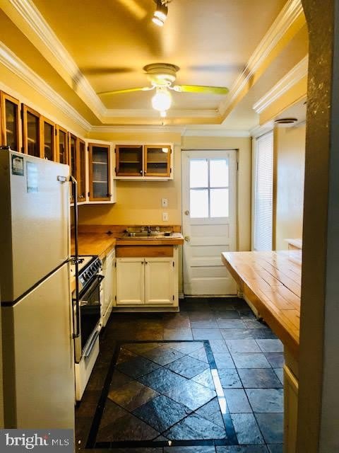 2729 FAIT AVE – photo 5