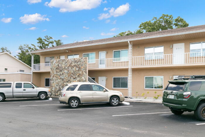 8039 Garden Drive – photo 3