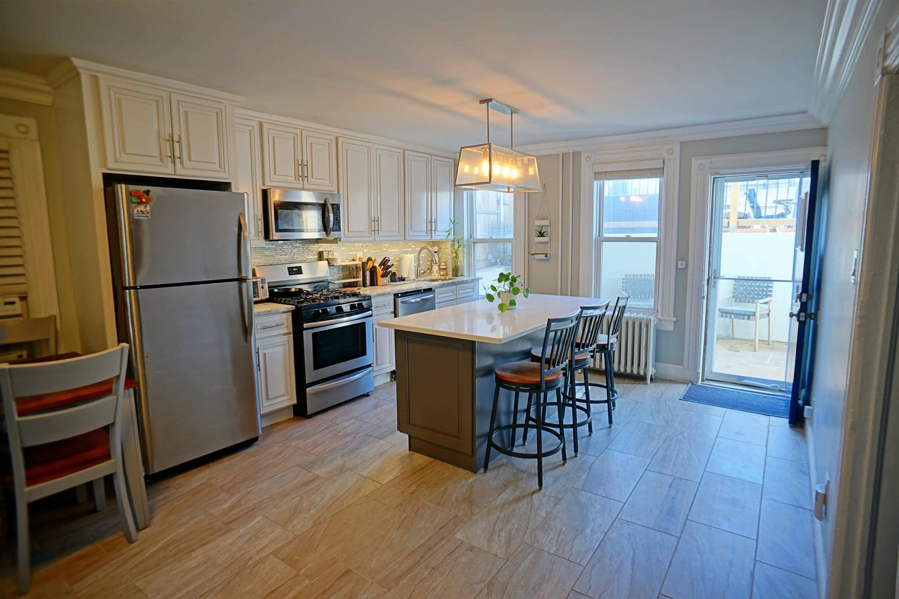 101 NORTH ST – photo 2