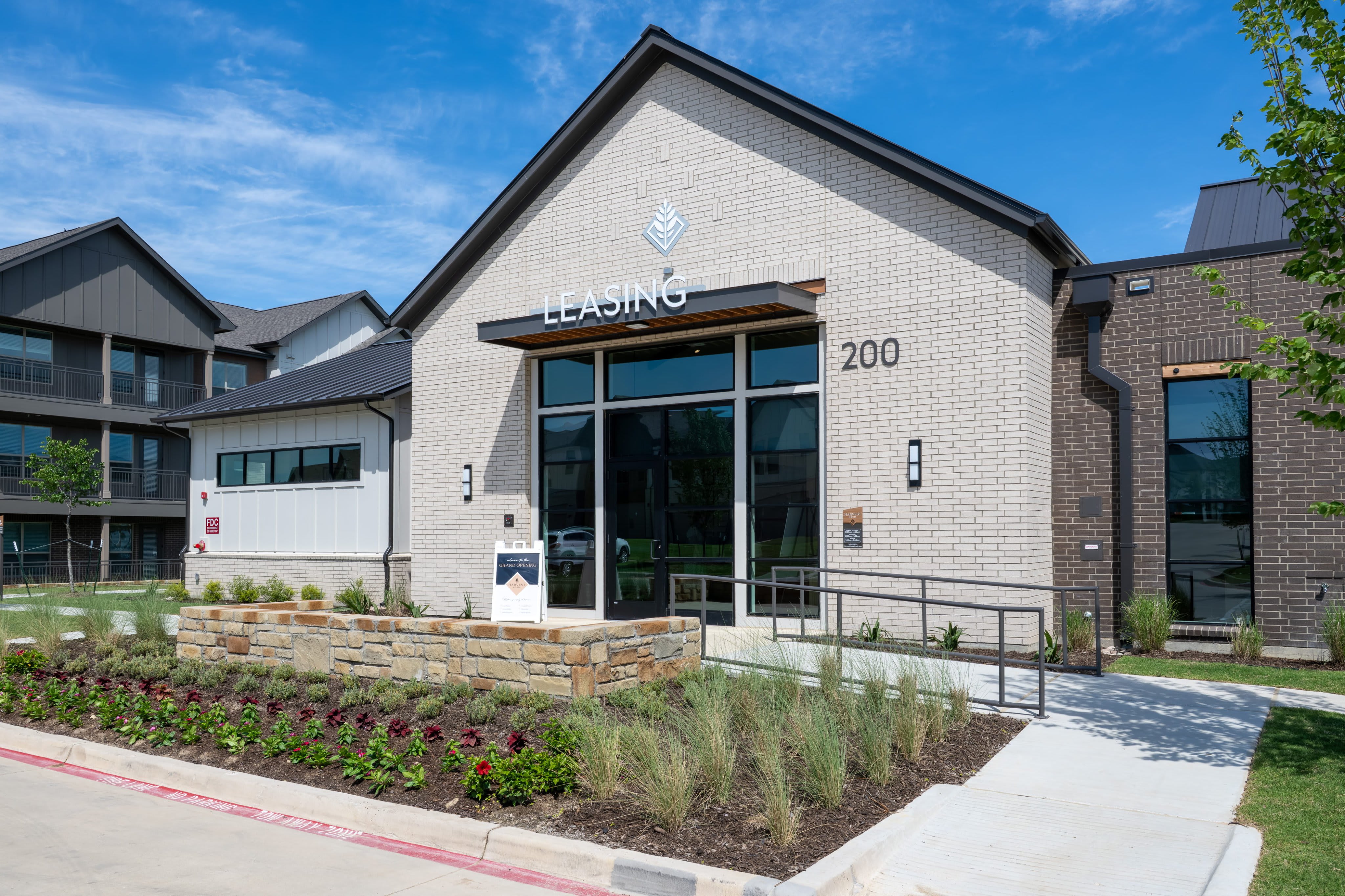 Harvest House – photo 3