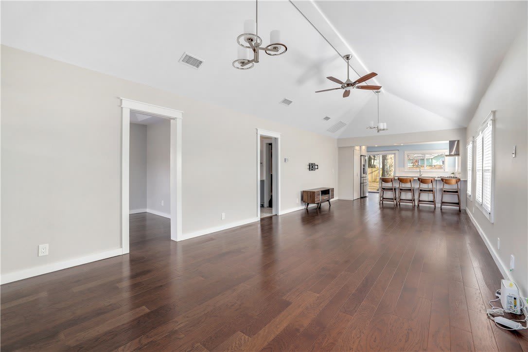 416 S College Avenue – photo 4