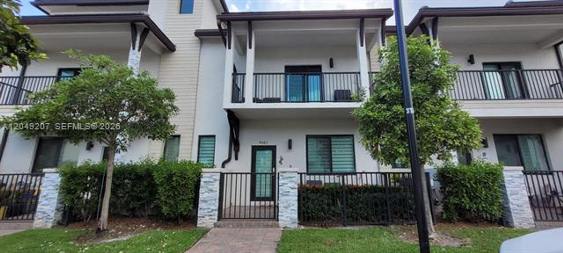 4682 NW 83rd Ave th 4682, Doral, FL 33166 – photo 3